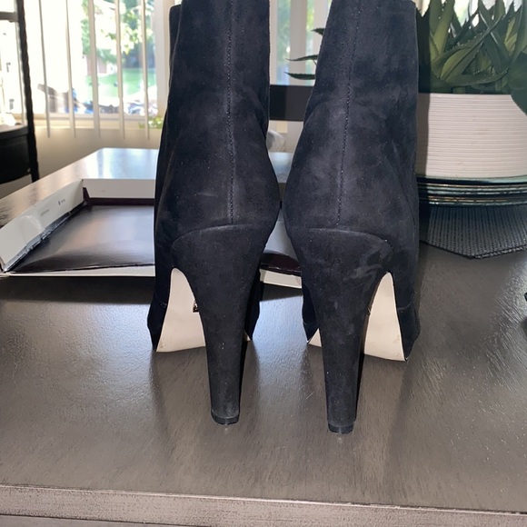 Anne Klein Suede, zip front ankle boots - Picture 4 of 6